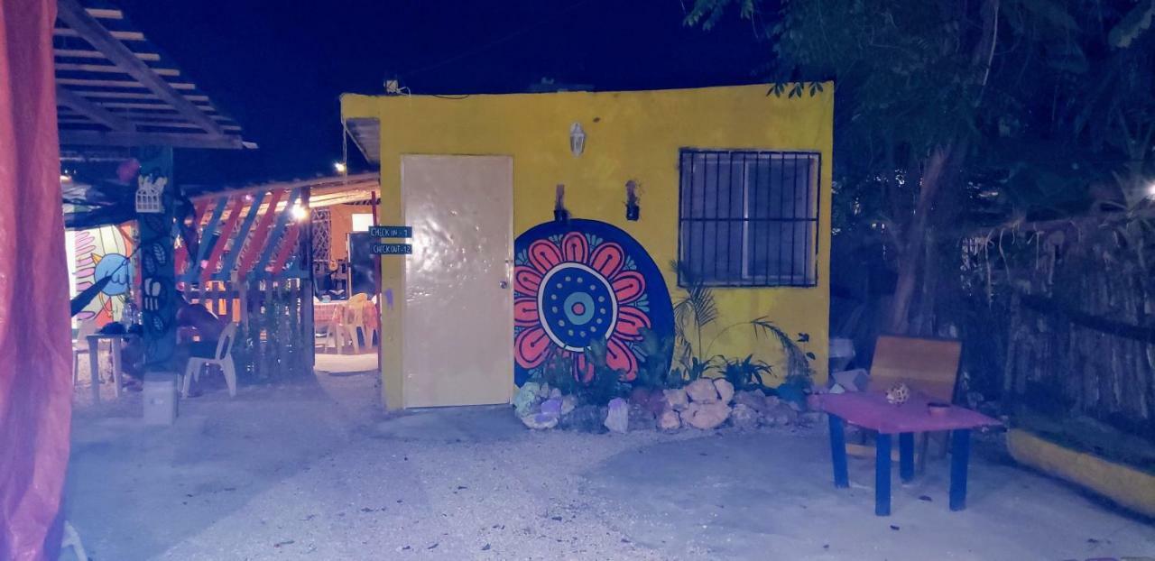 Hostal Y Camping Las G Bacalar Exterior photo